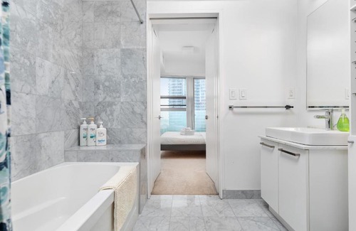 Downtown Toronto Apartment | The Nest - Royal Downtown Loft To Hatch Adventure