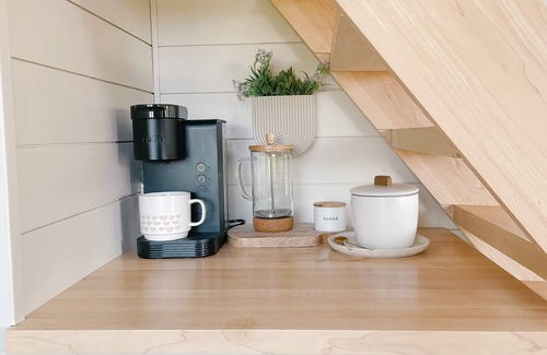 Sumas Prairie Cottage | The Nest TINY HOME beautiful views private retreat
