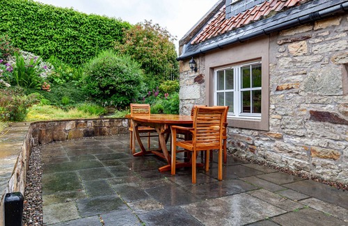Kincaple Cottage | The Neuk | 4 miles to St Andrews