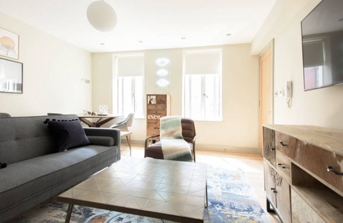 Mayfair Apartment | The New Bond Street Loft - Modern 1BDR City Centre Apartment