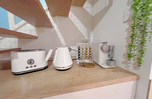 Brisbane Central Business District Apartment | The New Yorker Loft | Brisbane CBD | Sleeps 5