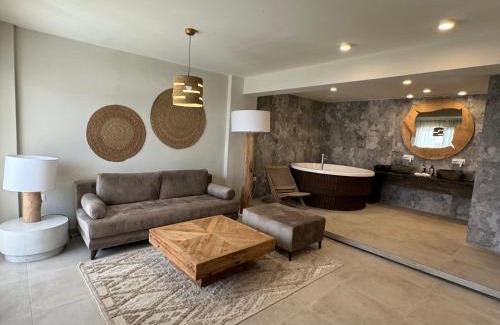 Fira Hotel | The Noverian Bios Santorini Hotel
