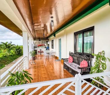 San Fernando Villa | THE OASIS RESORT CondoBimbo 1-Big Room, Balcony, kitchen, Pool, Wifi, Videoke