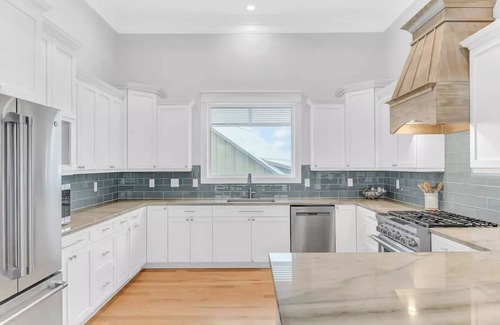 Crystal Coast House | The Ocean Pearl - A Waterfront Beach Retreatnn