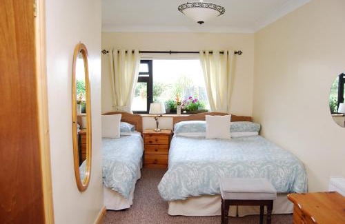 Claddaghduff Bed & Breakfast | The Ocean Wave Bed & Breakfast