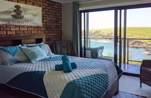 Kiama Heights House | The Ocean Waves - Rest, relax, unwind at beautiful Loves Bay