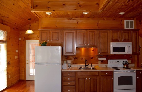 Townsend Bed & Breakfast | The Octagon Suite at the Country Manor Inn