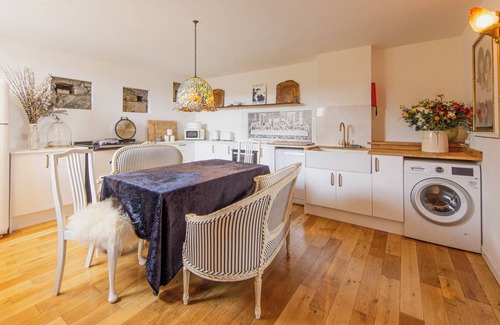 Halistra House | The Old Church. Two bedroom property with sea views and luxurious interiors.