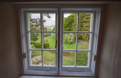 Ambleside Cottage | THE OLD FARM, pet friendly, with open fire in Ambleside