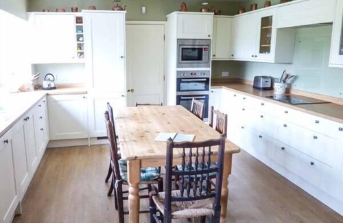 Bashall Eaves Cottage | THE OLD FORGE, family friendly, with open fire in Bashall Eaves