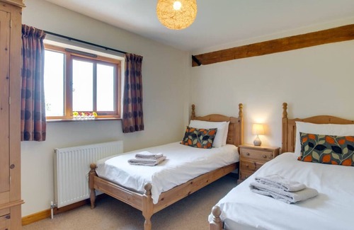Ewhurst Green House | The Old Granary in the beautiful Rye