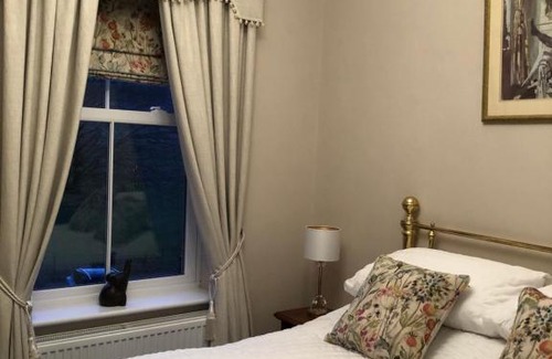 Canwick House | The Old Lodge Guest House