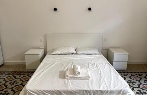 Valletta House | The Old Mint House sleeps 15