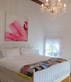 Twillingate House | The Old Salt Box Co - Gertie's Place