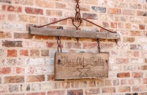 Horncastle House | The Old Smithy