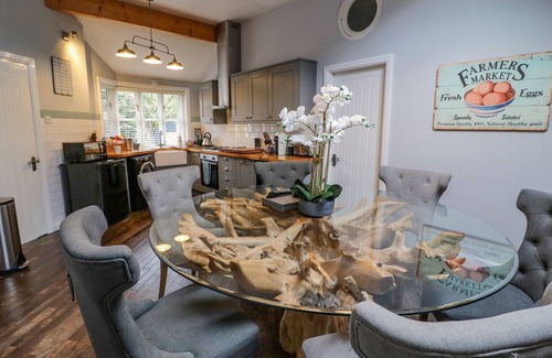 Leven Cottage | The Old Wagon Shed