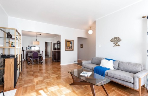 Westlake House | The Olympic: Mid-century On The Golf Course 3 Bedroom Home by Redawning