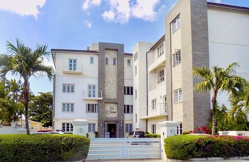 Old Trees Bay Condo | The One at The Saint James by Blue Sky Luxury
