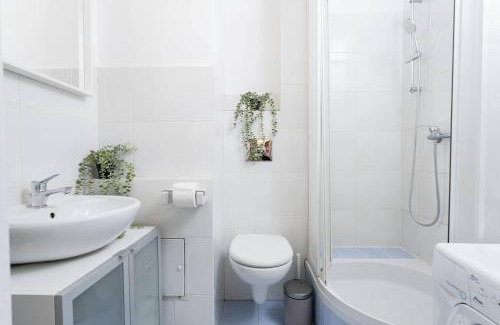Sielce Apartment | The Orange Oasis Mokotow