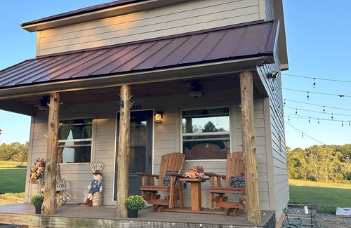 Hamptonville Cabin | The Orchard Cabin – cozy retreat among apple trees
