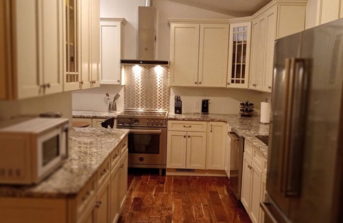 East Stroudsburg Cabin | The Original American Frontier Log Cabin! off Route 80. Summer Fun!