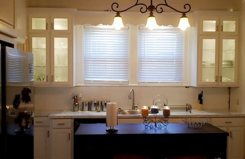 Montgomery House | The Original Madison's Home is Located 2 Mins from Downtown