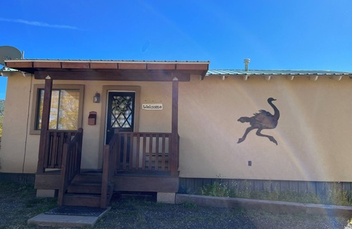 Springerville Cottage | The Ostrich House! Cozy, comfortable and private.