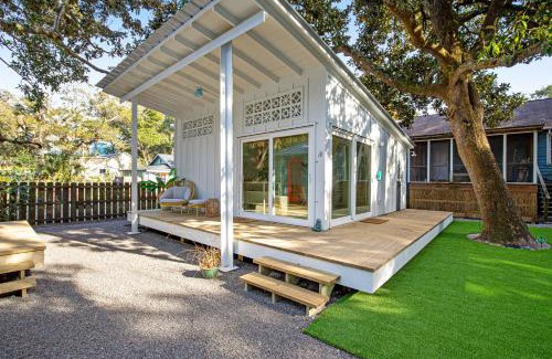 Sunset Point Hotel | The Other Place Cottage C