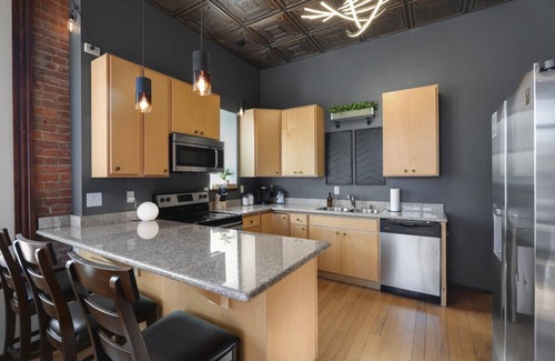 Great Falls Apartment | The Overlook: Downtown Cory Block Apartment