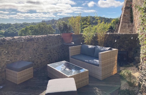 Sainte-Suzanne-and-Chammes House | The Passe-Muraille bed and breakfast