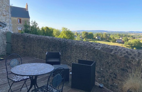 Sainte-Suzanne-and-Chammes House | The Passe-Muraille bed and breakfast
