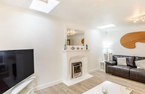 Pleasley House | The Paddocks