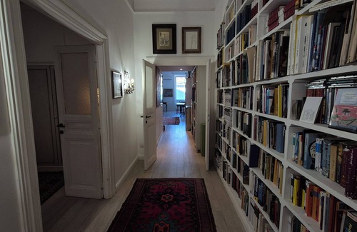 Esquilino Apartment | The Painter's house, big artsy house in the center of Rome