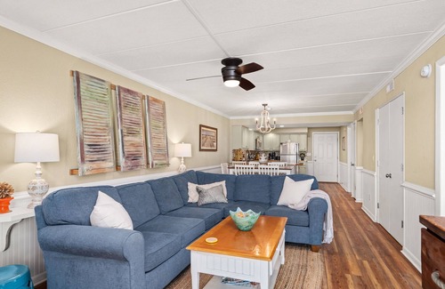 South Nags Head Condo | The Paisley Marlin: PierView Oceanfront Condo, Cozy Amenities and Incredible Vie