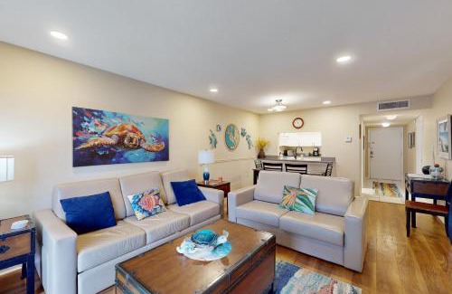 Siesta Key Apartment | The Palm Bay Club Unit 311