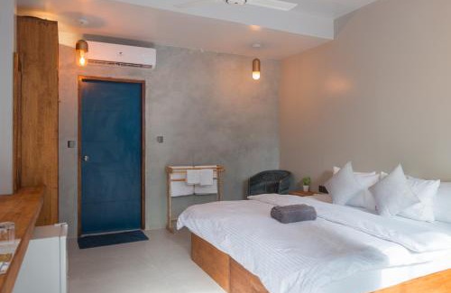 Rasdhoo Bed & Breakfast | The Palm Ray Rasdhoo