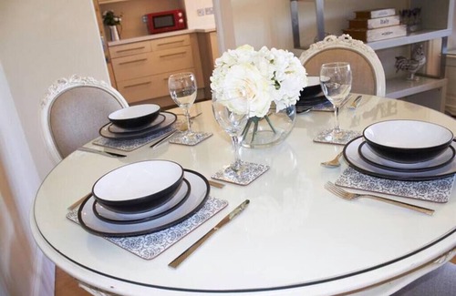 Southport Apartment | The Palm Suite Summar