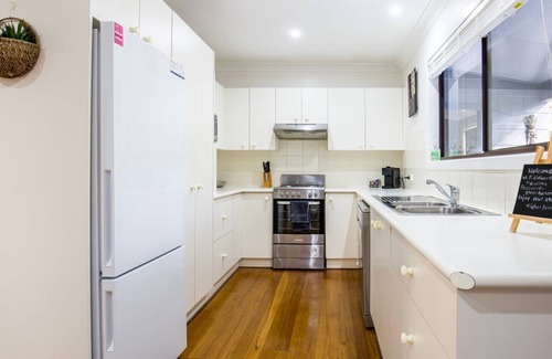 Erowal Bay House | The Palms by Experience Jervis Bay