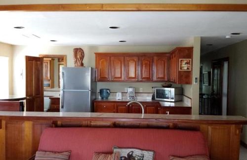 San Pedro Apartment | The Palms Oceanfront Suites