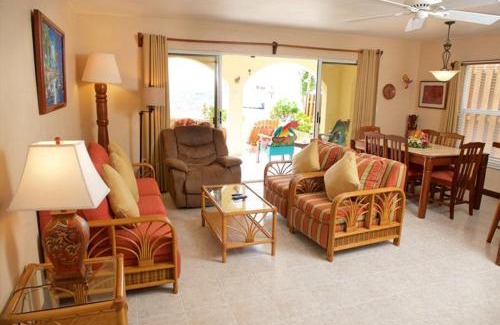 San Pedro Apartment | The Palms Oceanfront Suites
