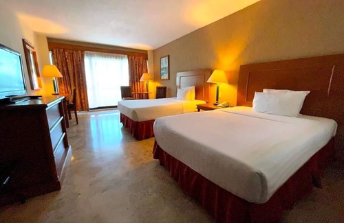 Zona Dorada Resort | The Palms Resort of Mazatlan