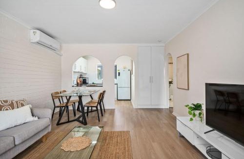West Beach Apartment | The Palms West Beach