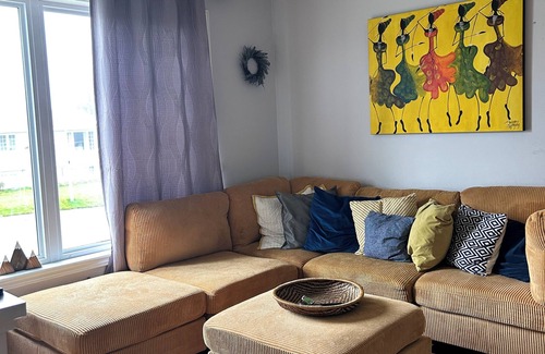 Paradise House | The Paradise Retreat: Rare find 3 bdrm close to shopping and local attractions