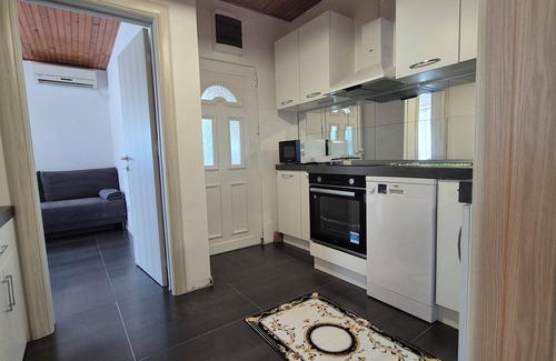 Igalo Apartment | The Paradise Valley. Free Parking, Air-condition, Free WiFi.