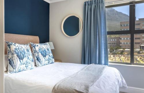 Observatory Apartment | The Paragon KAHLÚA Modern Open Plan Centrally Located