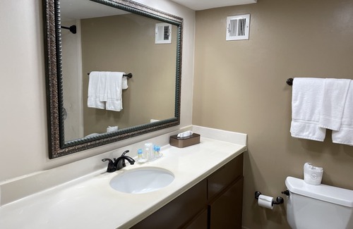 Dock Junction Hotel | THE PARAGON of Golden Isles