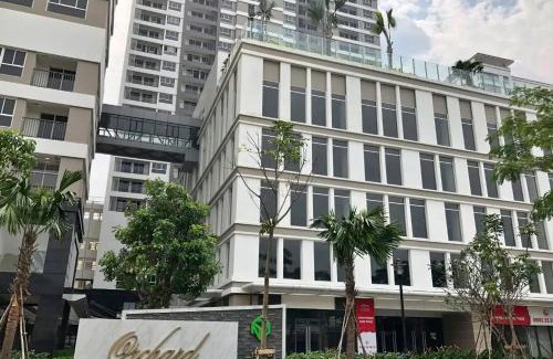 Phu Nhuan Apartment | The Parkview - Very Close TSN Airport