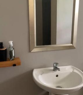 Mid Illovo House | The Pastures