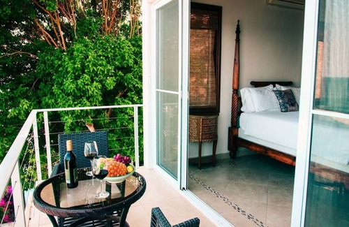 Boca Corona Apartment | The Pearl – Romantic Oceanfront Hideaway – Panama