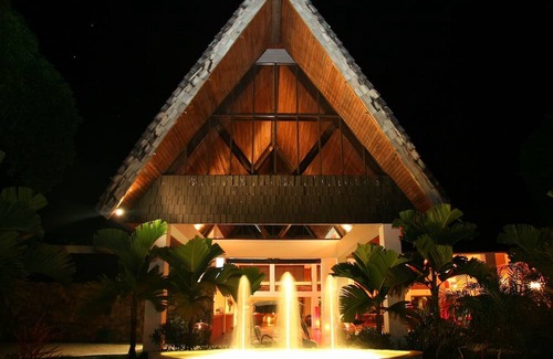 Pacific Harbour Hotel | The Pearl South Pacific Resort - CFC Certified